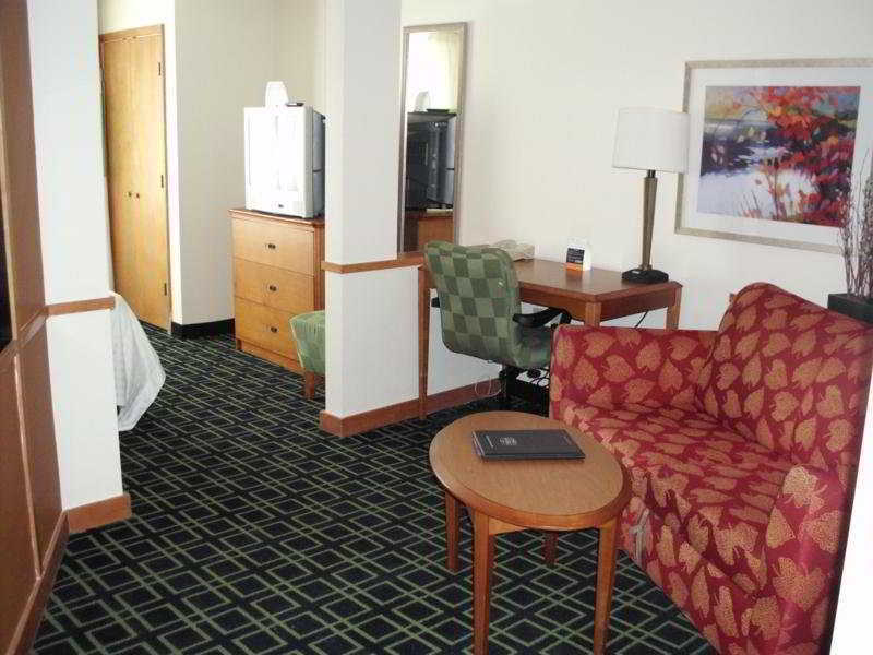 Fairfield Inn And Suites By Marriott Tampa North Temple Terrace Kültér fotó